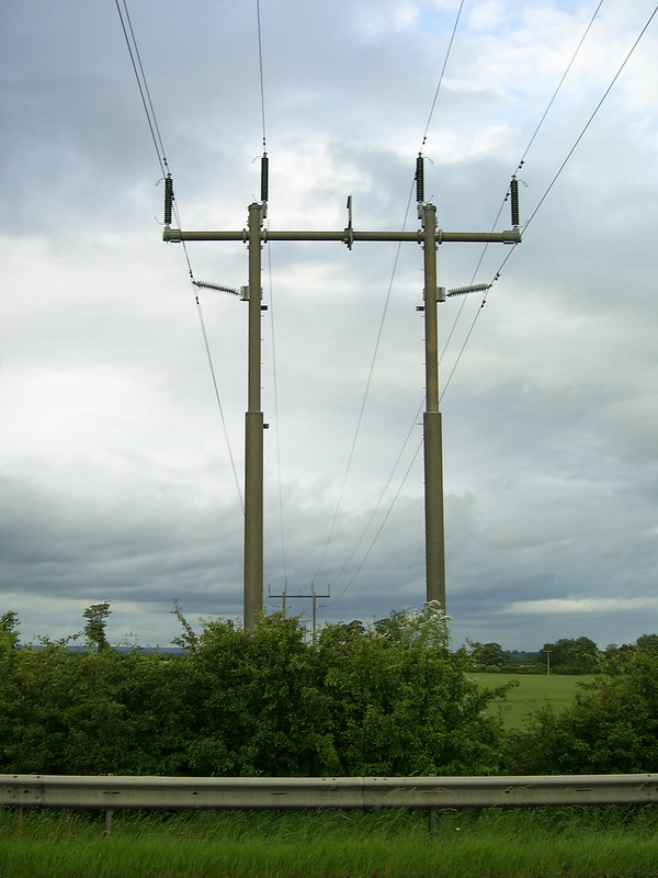 dual steel pole, double circuit, Yorkshire